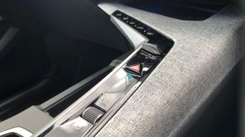 Peugeot 3008 73kWh GT SUV 5dr Electric Auto (210 ps)