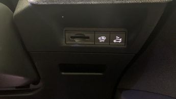 Peugeot 3008 73kWh GT SUV 5dr Electric Auto (210 ps)