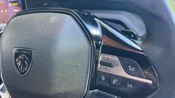 Peugeot 308 1.2 PureTech Allure Premium Hatchback 5dr Petrol EAT Euro 6 (s/s