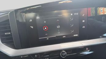 Vauxhall Mokka Electric 50kWh Design SUV 5dr Electric Auto (136 ps)