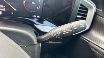 Vauxhall Mokka Electric 50kWh Ultimate SUV 5dr Electric Auto (136 ps)