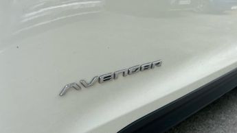 Jeep Avenger 54kWh e-Summit SUV 5dr Electric Auto (156 ps)