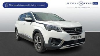 Peugeot 5008 1.2 PureTech Allure SUV 5dr Petrol Manual Euro 6 (s/s) (130 ps)