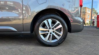 Peugeot Traveller 50kWh Allure Standard MPV 5dr Electric Auto MWB (8 Seat, 7.4kW C