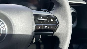 Alfa Romeo Junior 1.2 MHEV Ibrida e-DCT Euro 6 (s/s) 5dr