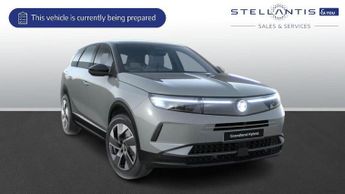 Vauxhall Grandland 1.2 Ultimate SUV 5dr Petrol Hybrid e-DCT Euro 6 (s/s) (136 ps)