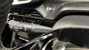 Peugeot 208 50kWh Allure Hatchback 5dr Electric Auto (7.4kW Charger) (136 ps