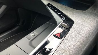 Peugeot 3008 SUV 1.2 GT SUV 5dr Petrol Hybrid e-DSC6 Euro 6 (s/s) (136 ps)