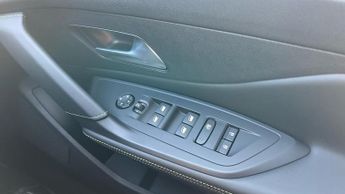 Peugeot 308 Sw 1.2 GT Estate 5dr Petrol Hybrid e-DSC Euro 6 (s/s) (145 ps)