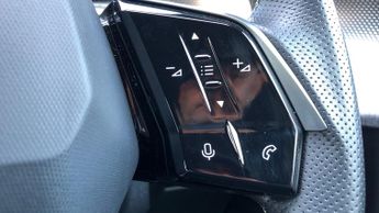 Peugeot 5008 73kWh GT SUV 5dr Electric Auto (210 ps)