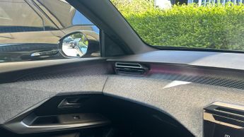 Peugeot 3008 73kWh GT SUV 5dr Electric Auto (210 ps)