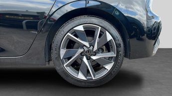 Peugeot 308 1.2 PureTech Allure Premium Hatchback 5dr Petrol EAT Euro 6 (s/s