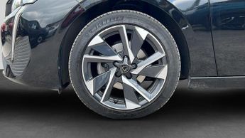 Peugeot 308 1.2 PureTech Allure Premium Hatchback 5dr Petrol EAT Euro 6 (s/s