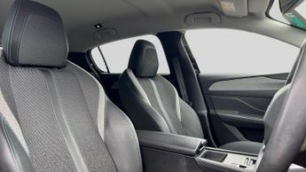 Peugeot 308 1.2 PureTech Allure Premium Hatchback 5dr Petrol EAT Euro 6 (s/s