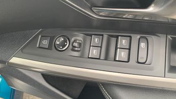 Peugeot 3008 73kWh GT SUV 5dr Electric Auto (210 ps)