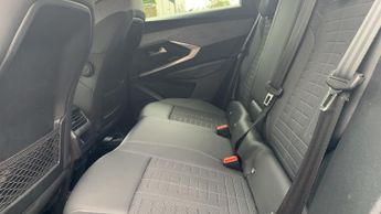 Peugeot 3008 73kWh GT SUV 5dr Electric Auto (210 ps)