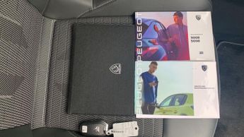 Peugeot 3008 73kWh GT SUV 5dr Electric Auto (210 ps)