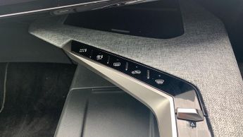 Peugeot 3008 73kWh GT SUV 5dr Electric Auto (210 ps)