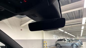 Peugeot 3008 73kWh GT SUV 5dr Electric Auto (210 ps)