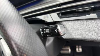 Peugeot 3008 73kWh GT SUV 5dr Electric Auto (210 ps)