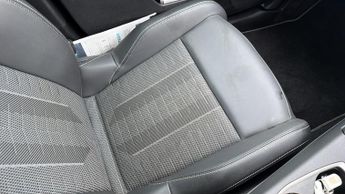 Peugeot 3008 73kWh GT SUV 5dr Electric Auto (210 ps)