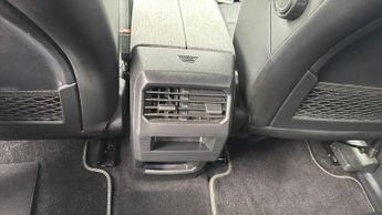 Peugeot 3008 73kWh GT SUV 5dr Electric Auto (210 ps)
