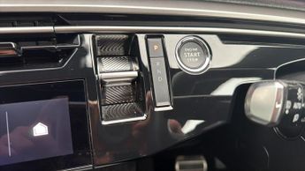 Peugeot 3008 73kWh GT SUV 5dr Electric Auto (210 ps)