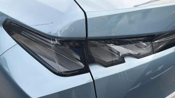 Peugeot 3008 73kWh GT SUV 5dr Electric Auto (210 ps)