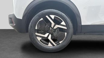 Peugeot 2008 50kWh Allure SUV 5dr Electric Auto (7kW Charger) (136 ps)