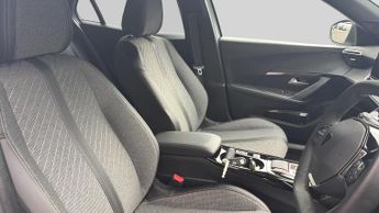 Peugeot 2008 50kWh Allure SUV 5dr Electric Auto (7kW Charger) (136 ps)