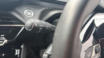 Peugeot 2008 50kWh Allure SUV 5dr Electric Auto (7kW Charger) (136 ps)