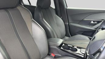 Peugeot 2008 1.2 PureTech GT SUV 5dr Petrol EAT Euro 6 (s/s) (130 ps)