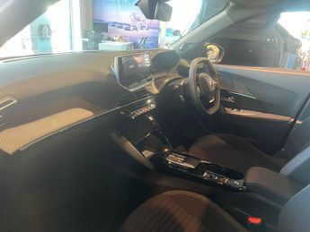 Peugeot 2008 50kWh Active SUV 5dr Electric Auto (7kW Charger) (136 ps)