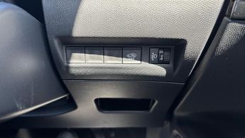 Peugeot 2008 50kWh Active SUV 5dr Electric Auto (7kW Charger) (136 ps)