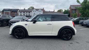 Mini Hatch 1.5 Cooper Sport Hatchback 3dr Petrol Steptronic Euro 6 (s/s) (1