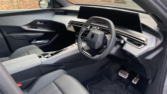 Peugeot 3008 73kWh GT SUV 5dr Electric Auto (210 ps)