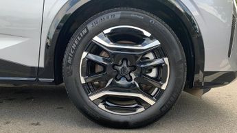 Peugeot 3008 73kWh GT SUV 5dr Electric Auto (210 ps)
