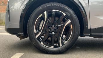Peugeot 3008 73kWh GT SUV 5dr Electric Auto (210 ps)