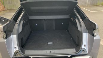 Peugeot 3008 73kWh GT SUV 5dr Electric Auto (210 ps)