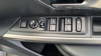 Peugeot 3008 73kWh GT SUV 5dr Electric Auto (210 ps)