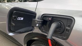 Peugeot 3008 73kWh GT SUV 5dr Electric Auto (210 ps)