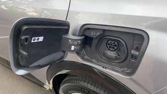 Peugeot 3008 73kWh GT SUV 5dr Electric Auto (210 ps)