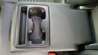 Peugeot 3008 73kWh GT SUV 5dr Electric Auto (210 ps)
