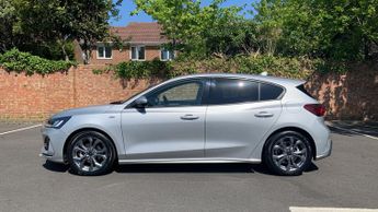 Ford Focus 1.0T EcoBoost MHEV ST-Line Hatchback 5dr Petrol Hybrid DCT Euro 