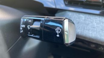 Peugeot 3008 73kWh GT SUV 5dr Electric Auto (210 ps)