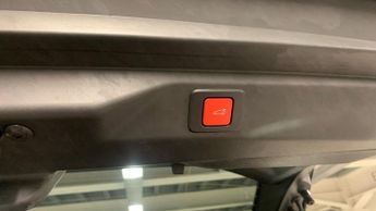 Peugeot 3008 73kWh GT SUV 5dr Electric Auto (210 ps)