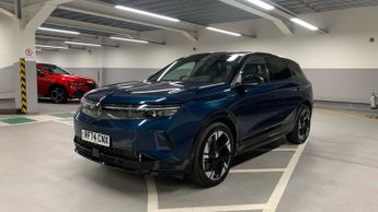 Vauxhall Grandland Electric 73kWh Ultimate SUV 5dr Electric Auto (213 ps)