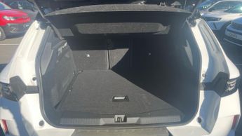 Vauxhall Grandland 1.2 Ultimate SUV 5dr Petrol Hybrid e-DCT Euro 6 (s/s) (145 ps)