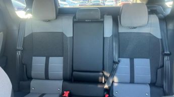 Vauxhall Grandland 1.2 Ultimate SUV 5dr Petrol Hybrid e-DCT Euro 6 (s/s) (145 ps)