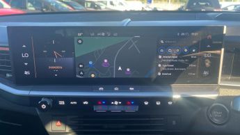 Vauxhall Grandland 1.2 Ultimate SUV 5dr Petrol Hybrid e-DCT Euro 6 (s/s) (145 ps)